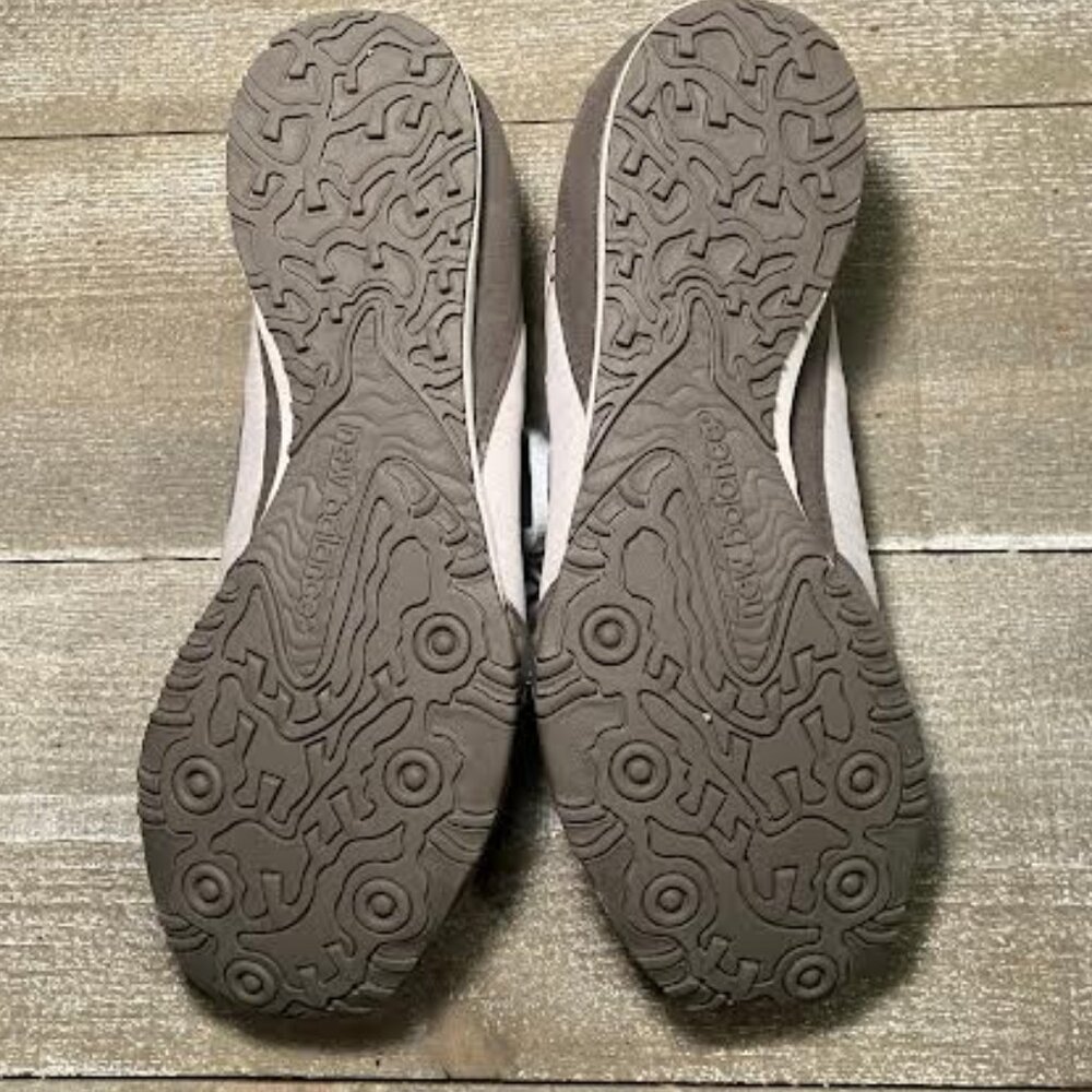 New Balance Sneakers Size 8 - Picture 5 of 6